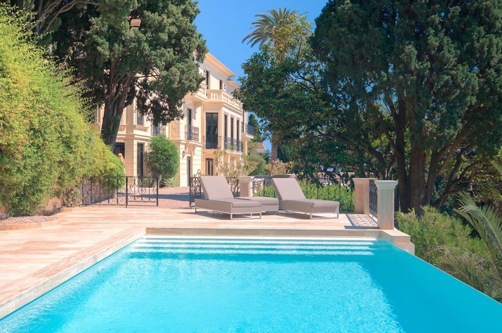 Luxurious Villa Overlooking Monaco 로퀴에브륀캡마르탱 외부 사진