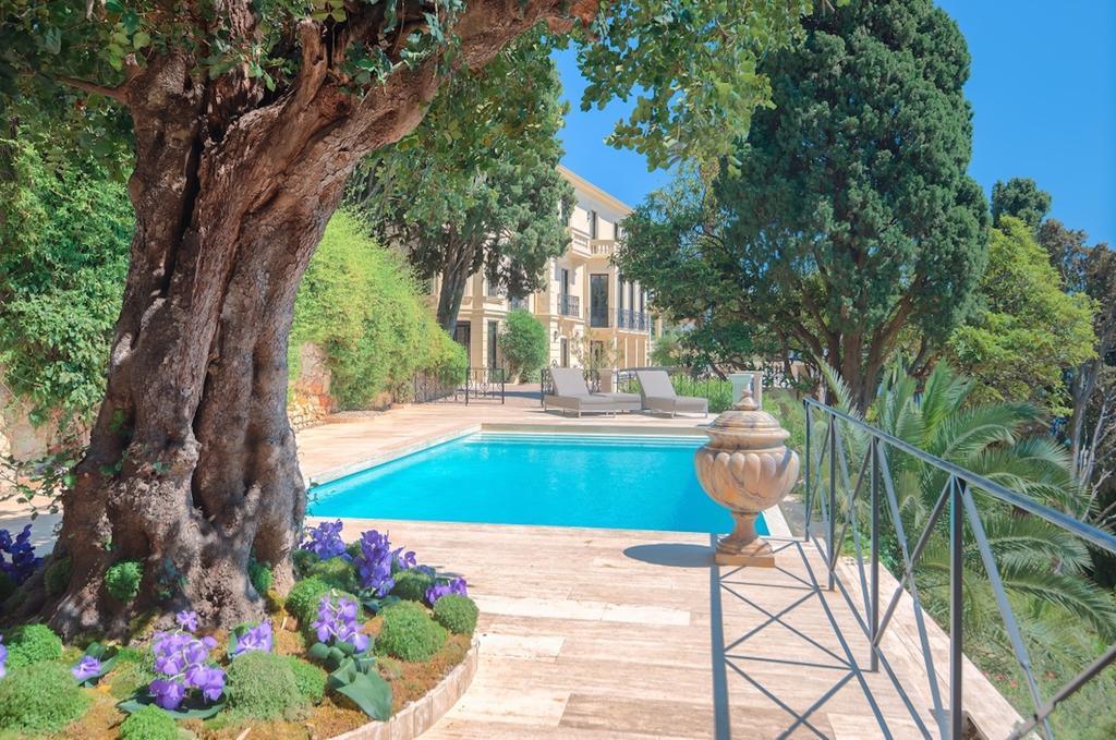 Luxurious Villa Overlooking Monaco 로퀴에브륀캡마르탱 외부 사진
