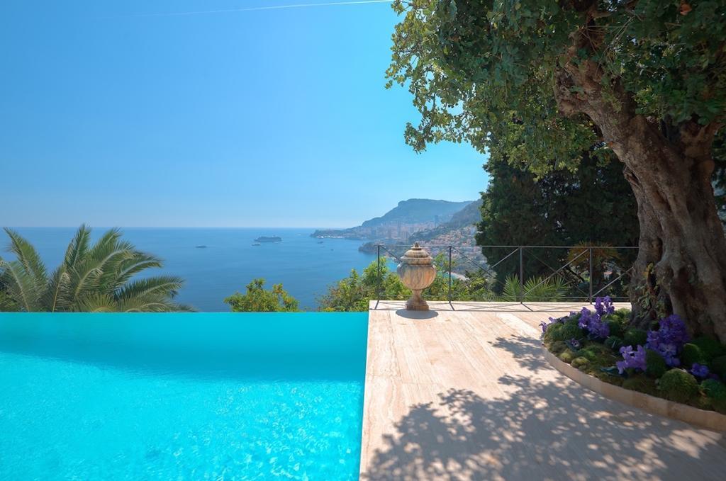 Luxurious Villa Overlooking Monaco 로퀴에브륀캡마르탱 외부 사진