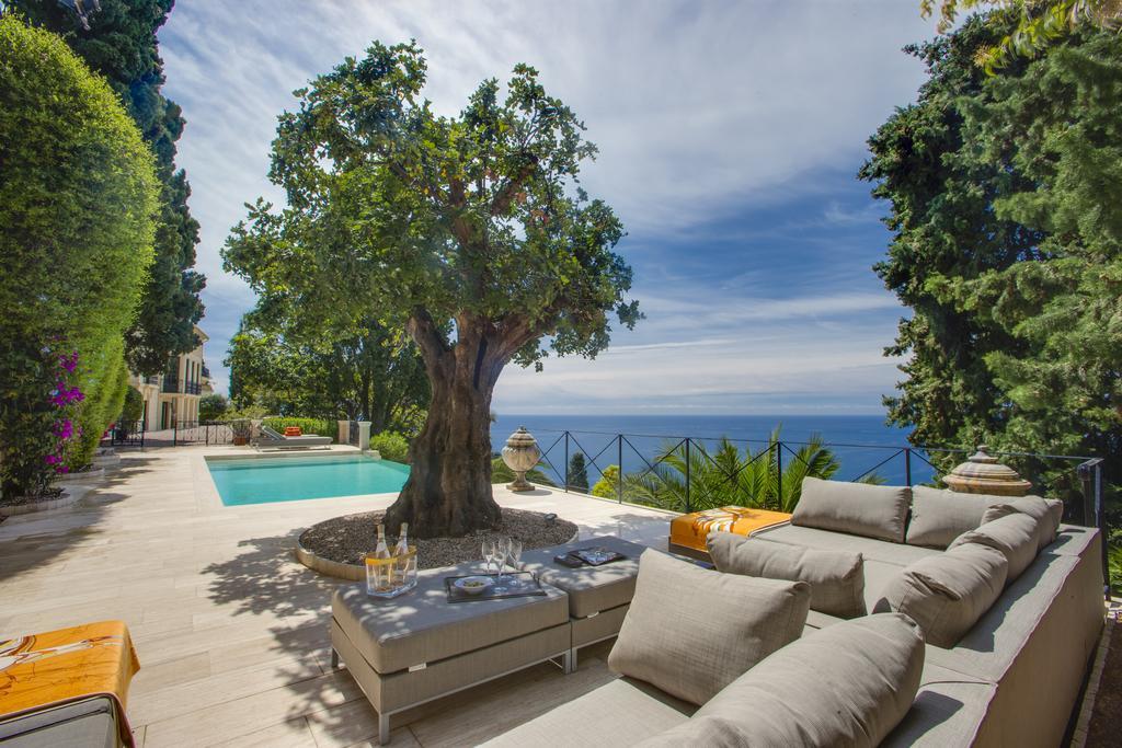 Luxurious Villa Overlooking Monaco 로퀴에브륀캡마르탱 외부 사진